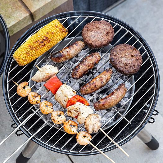 George Foreman 14inch  Compact Portable Round Charcoal BBQ, Adjustable Air Vent, Lightweight & Integrated Handle with Chrome Grill