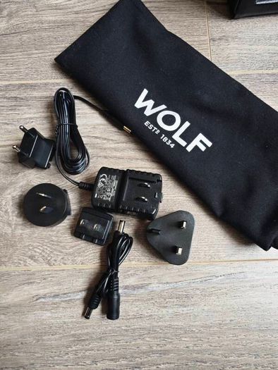Wolf Watch Winder and accessories