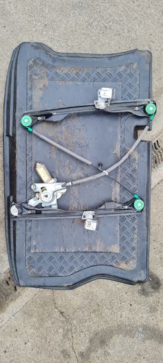 Ford Focus Mk1 Right Driver Front Window Regulator & Motor 98-05 4dr & 5dr @ OCG
