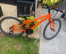 Carrera 24inch wheel kids mountain bike