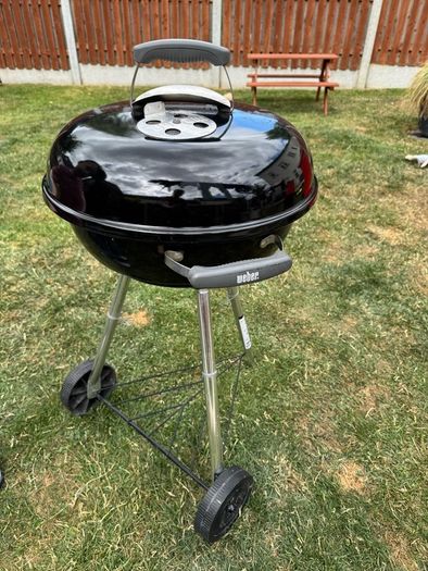 Charcoal Weber BBQ and chimney
