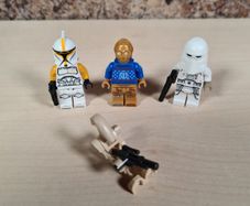 Lego Star Wars Minifigure bundle x 4 Snow trooper Clone trooper commander battle droid C3PO in Christmas sweater jumper Advent calender