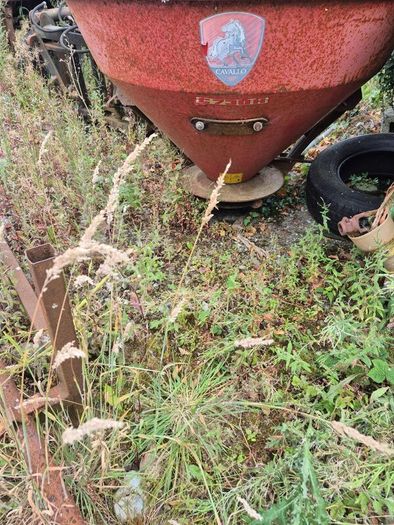 Machinery CLEAR OUT mower, fert spreaders, ploug