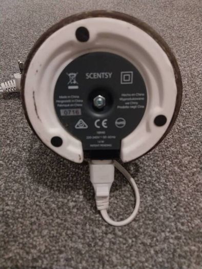 Electric wax melt burner