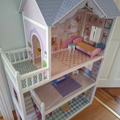 Dollhouse