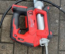 Grease gun