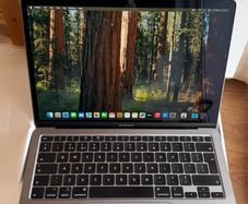 MacBook Air 2020 i7 Quad Core