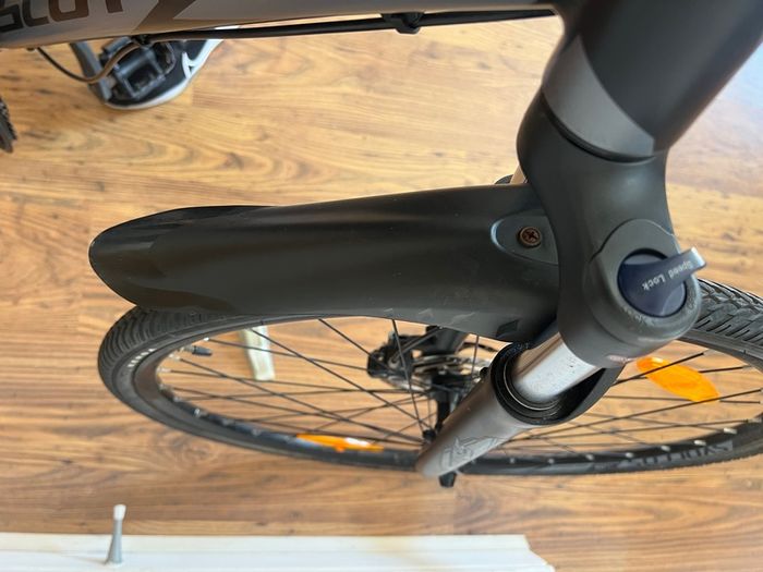 Hybrid Bike