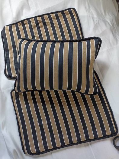 3 X Cushion covers