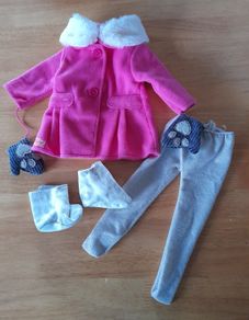 Our Generation outfits x 5