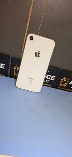 I Phone XR