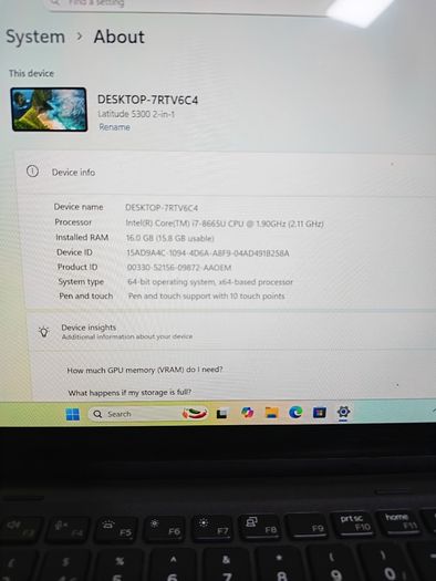 Dell latitude 5300 2 in 1 core i7 touch ssd 13.3"