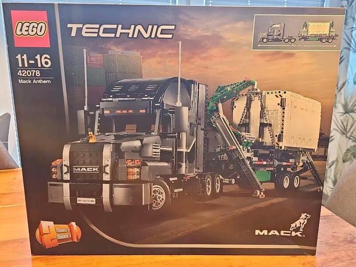 LEGO Technic Mack Anthem LKW