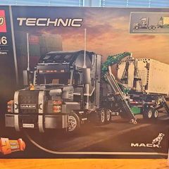 LEGO Technic Mack Anthem LKW