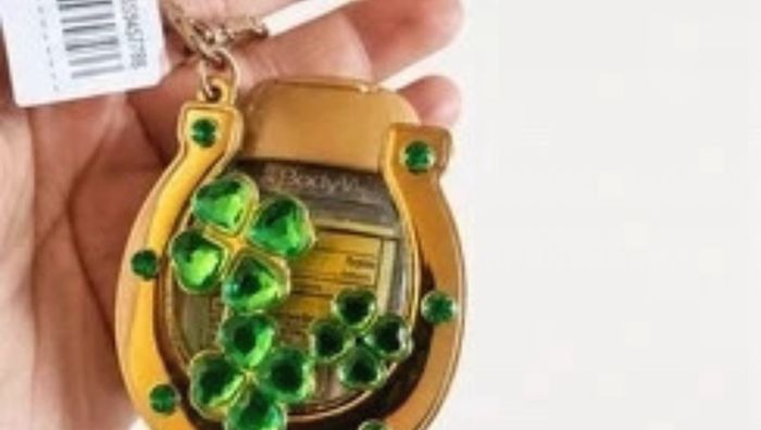 Rare Bath and Body Works St Patricks Day PocketBac Holder Set