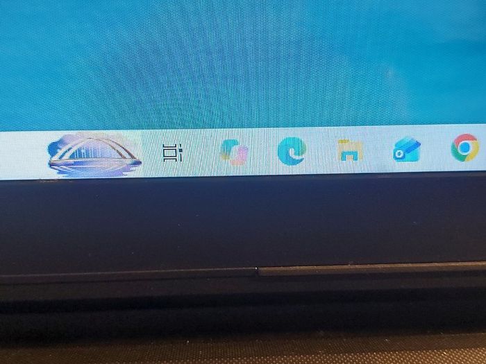 Lenovo Ideapad 300-15IBR, 15.6 inch Laptop, Intel Pentium CPU N3700, 1.6GHz, 8GB Ram, 128GB SSD, Windows 10, Microsoft Edge, Chrome and VLC