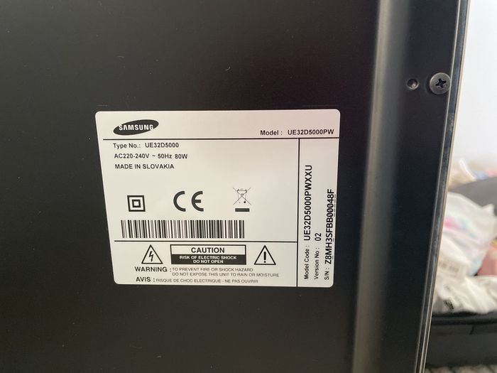 Samsung 32" TV - NON Smart
