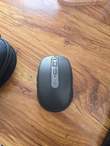 Logitech MX Anywhere 3S (Graphite) + Protective Travel Case + USB-C cable