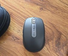 Logitech MX Anywhere 3S (Graphite) + Protective Travel Case + USB-C cable