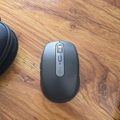 Logitech MX Anywhere 3S (Graphite) + Protective Travel Case + USB-C cable