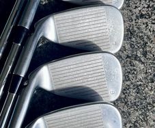 Golf clubs - Ping G425 irons 5 - PW Regular Flex