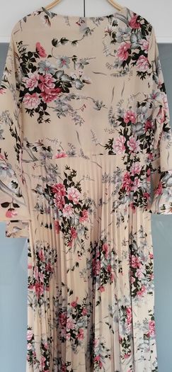 SHEIN floral pleated midi Sz L ( Fit 14-16UK)