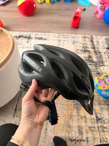Bell mountain bike helmet
