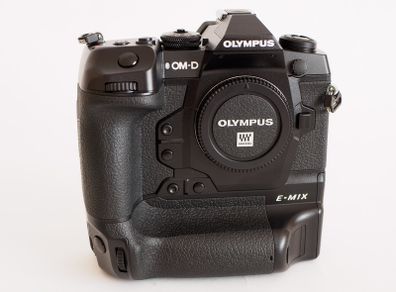 Olympus E-M1X Body