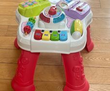 Vtech baby play and learn activity table