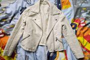 white jacket 8-9