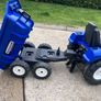 New Holland tractor and trailer Image 9