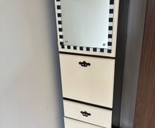 Compact storage unit