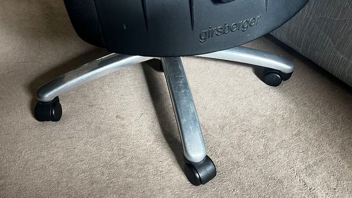 Girsberger Zampano office chair - black