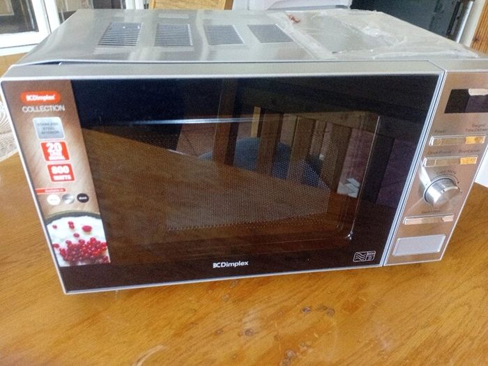 Dimplex microwave