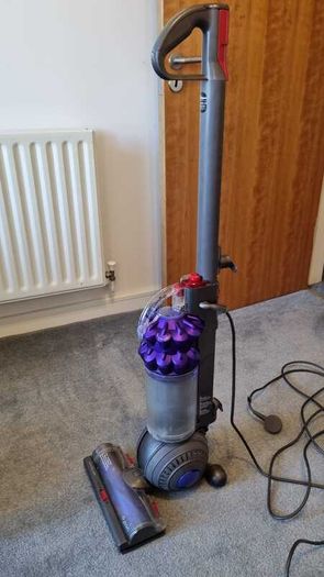 Dyson Vaccuum DC50