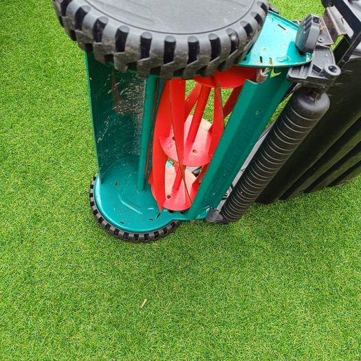 Push lawnmower Bosch