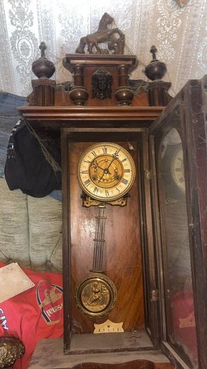 Antique German Vienna Regulator wall clock