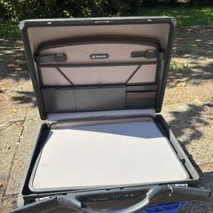 Samsonite hard case /brief case