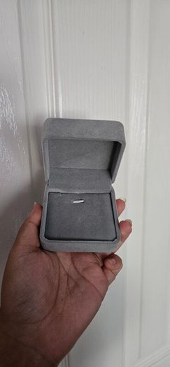 Velvet Jewelry Case in Grey