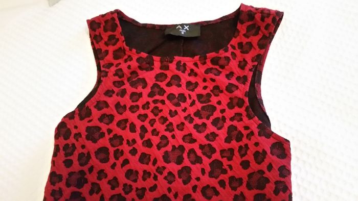 Wine & Black Leopard Print Design Crop Top