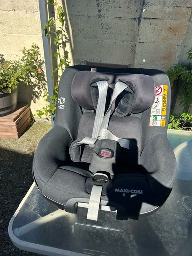 Maxi Cosi Pearl 360 with isofix
