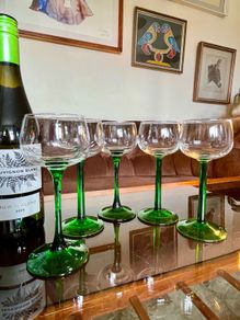 Classic Emerald Green Long Stem Wine Glasses made in France