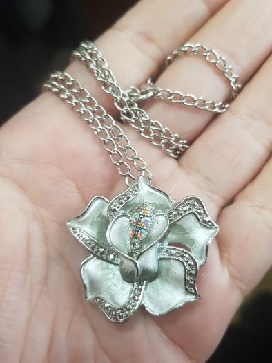 Vintage Flower Pendant