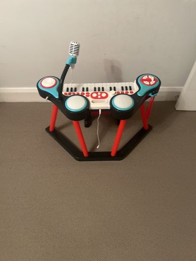 Sing Along Toy Piano
