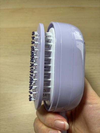 Electric Spray Retractable Air Cushion Massage Comb