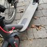 AOVOPRO ES80 Electric Scooter Image 2