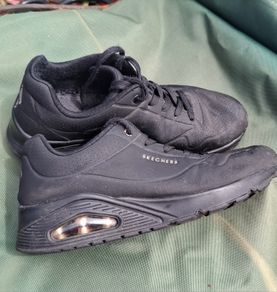 Sketchers Size 7 Ladies