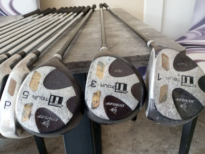 Dunlop golf clubs. Right handed clubs