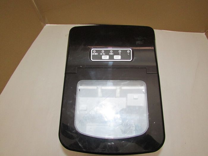ice maker