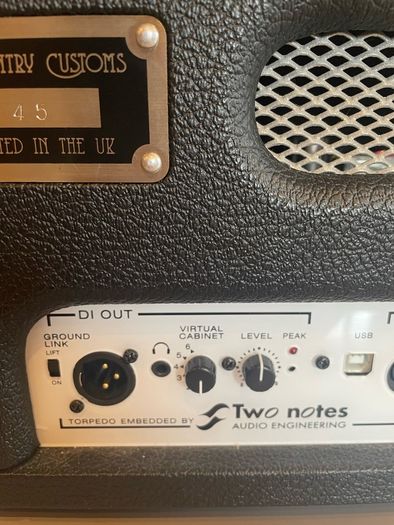 Laney LA Studio.